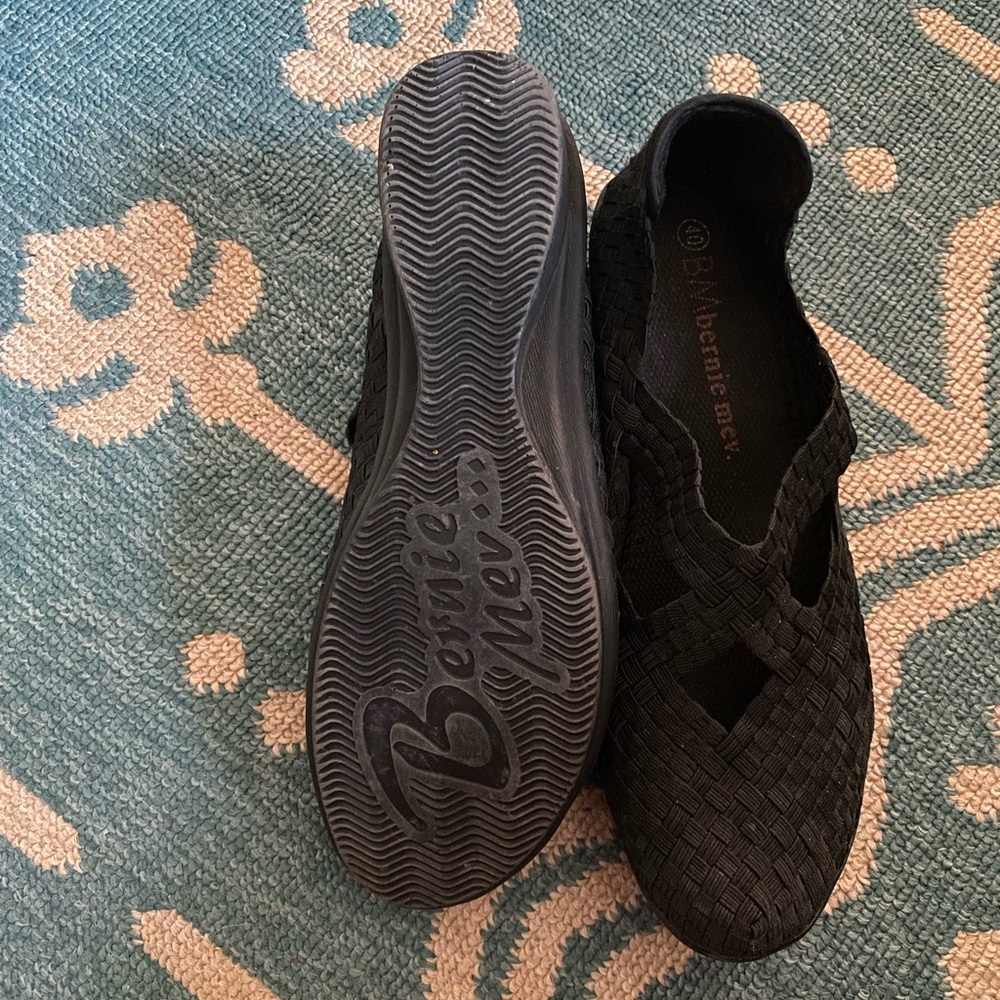 Bernie Mev Black Woven Slip-Ons - Picture 3 of 3
